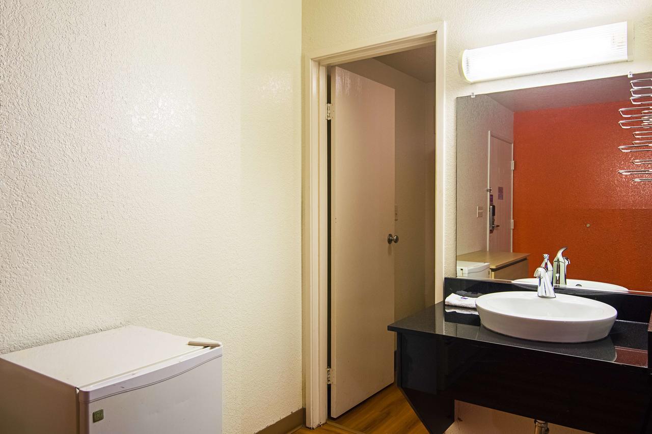 Motel 6 Little Rock South Kültér fotó