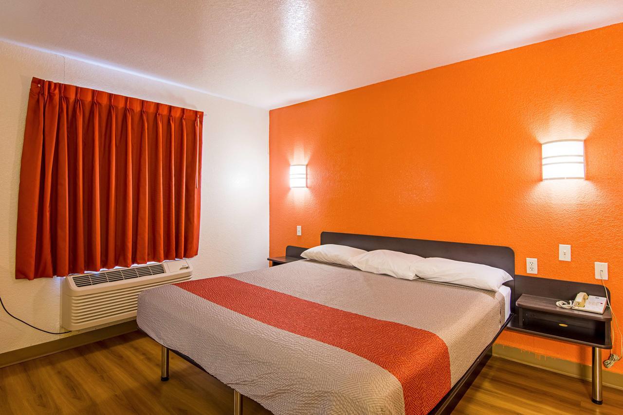 Motel 6 Little Rock South Kültér fotó